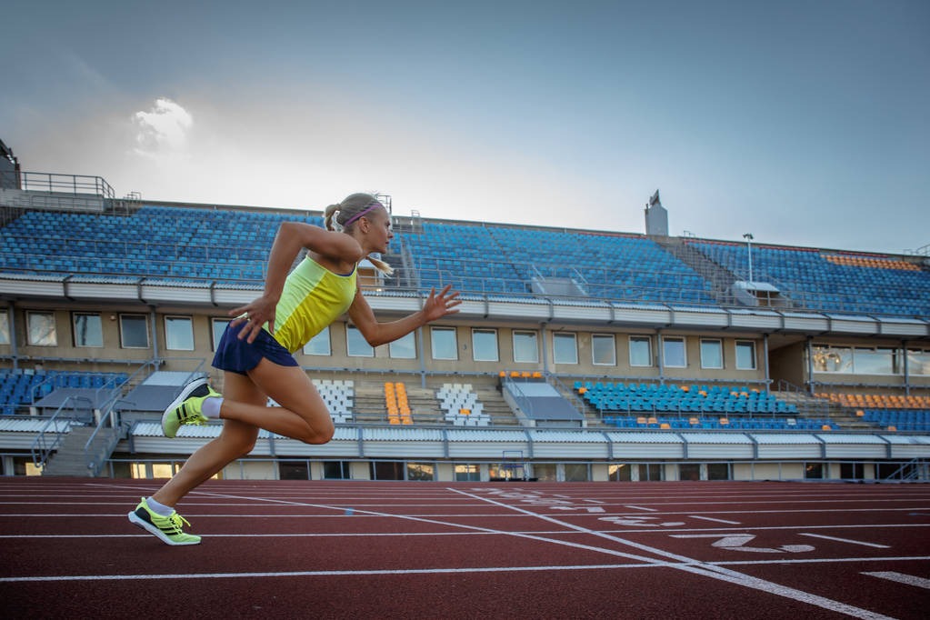 日职6届全明星内场手冈本和真正式加盟多伦多蓝鸟！